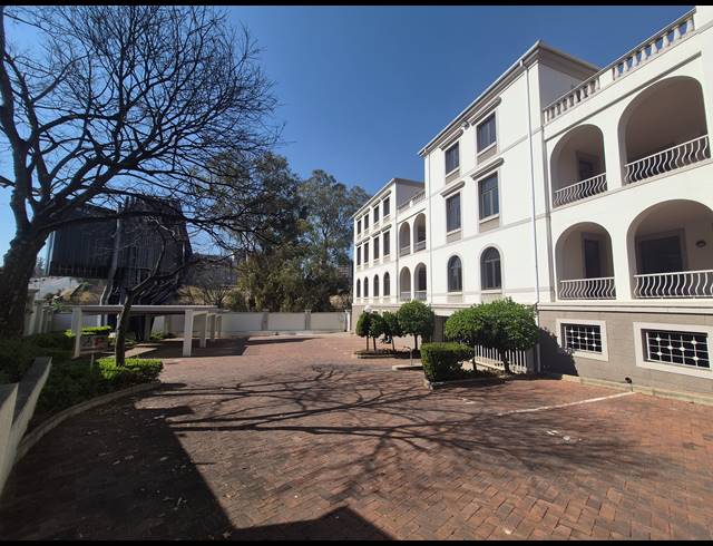 3,730M² OFFICE TO LET IN SANDTON CENTRAL